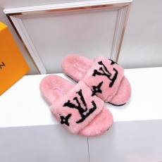 Louis Vuitton Slippers